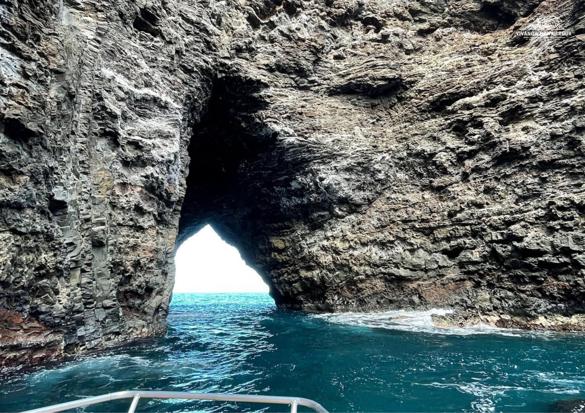 Tour Thuyền Na Pali trên Tàu Amelia K