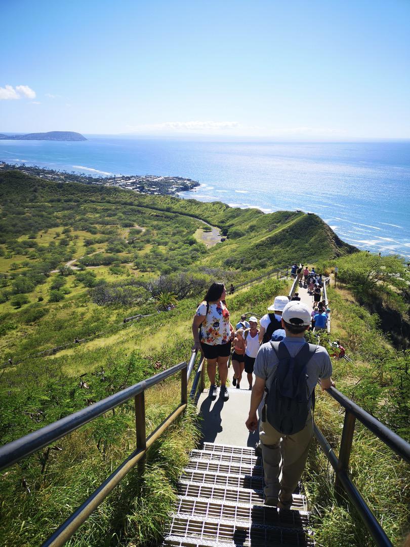 Diamond Head Summit Trail - The most amazing Oahu hike